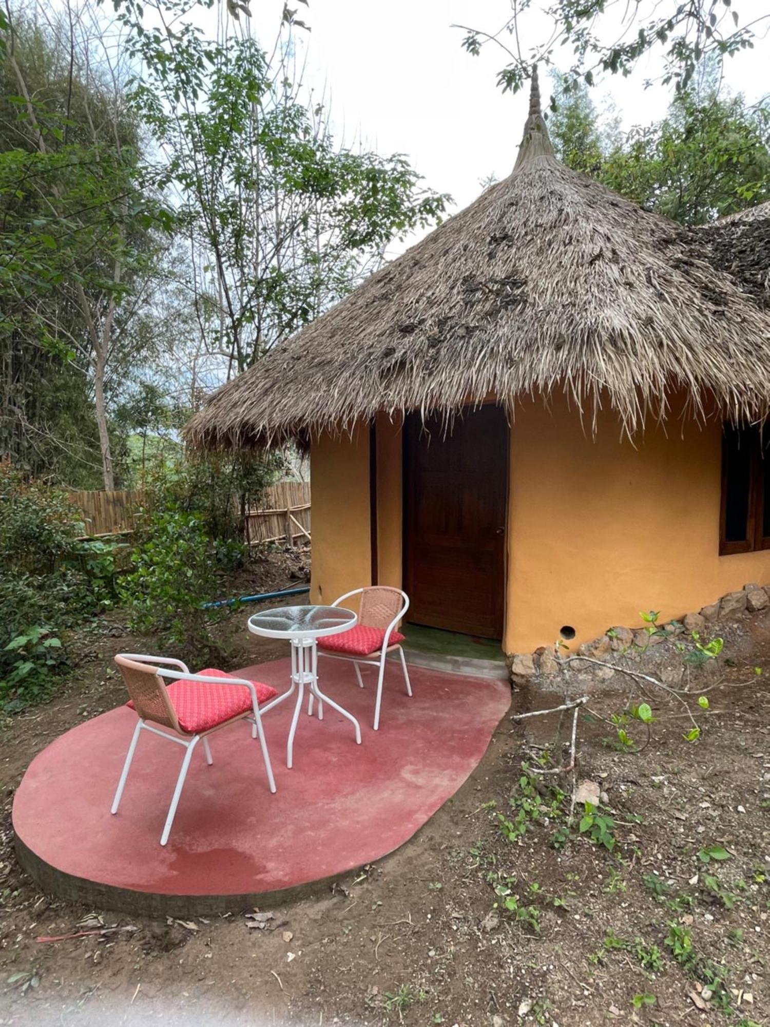 Chiang Dao Roundhouses Luaran gambar